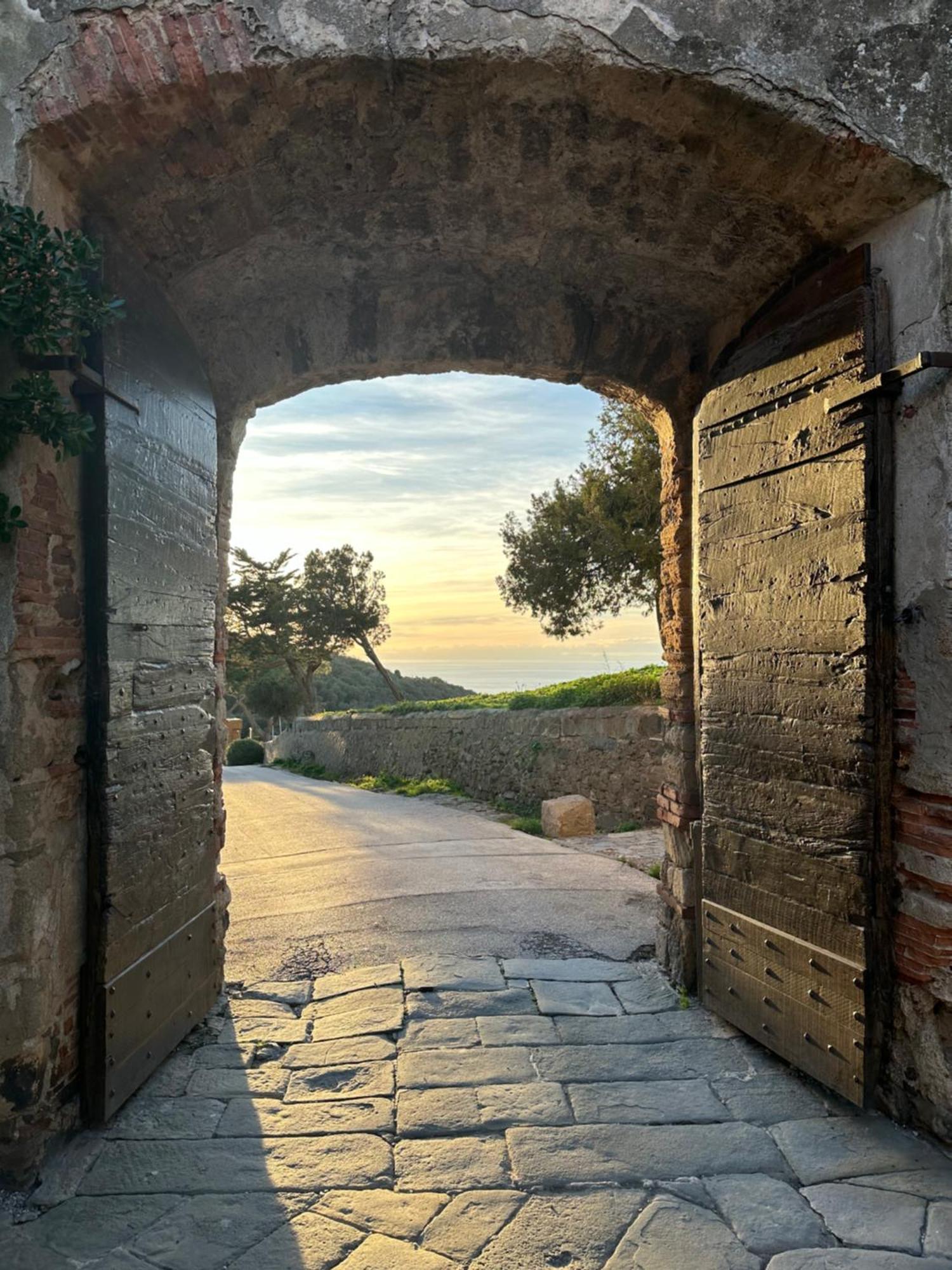 Ferienwohnung La Casa Di Nonna Ottorina Venturina Terme Exterior foto