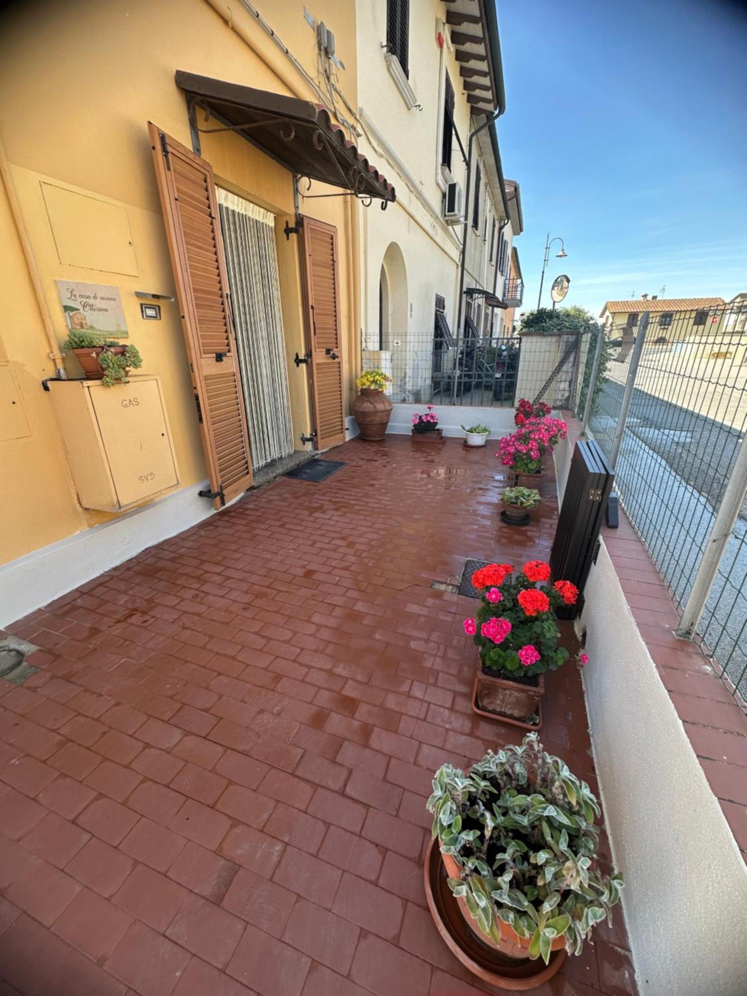 Ferienwohnung La Casa Di Nonna Ottorina Venturina Terme Exterior foto